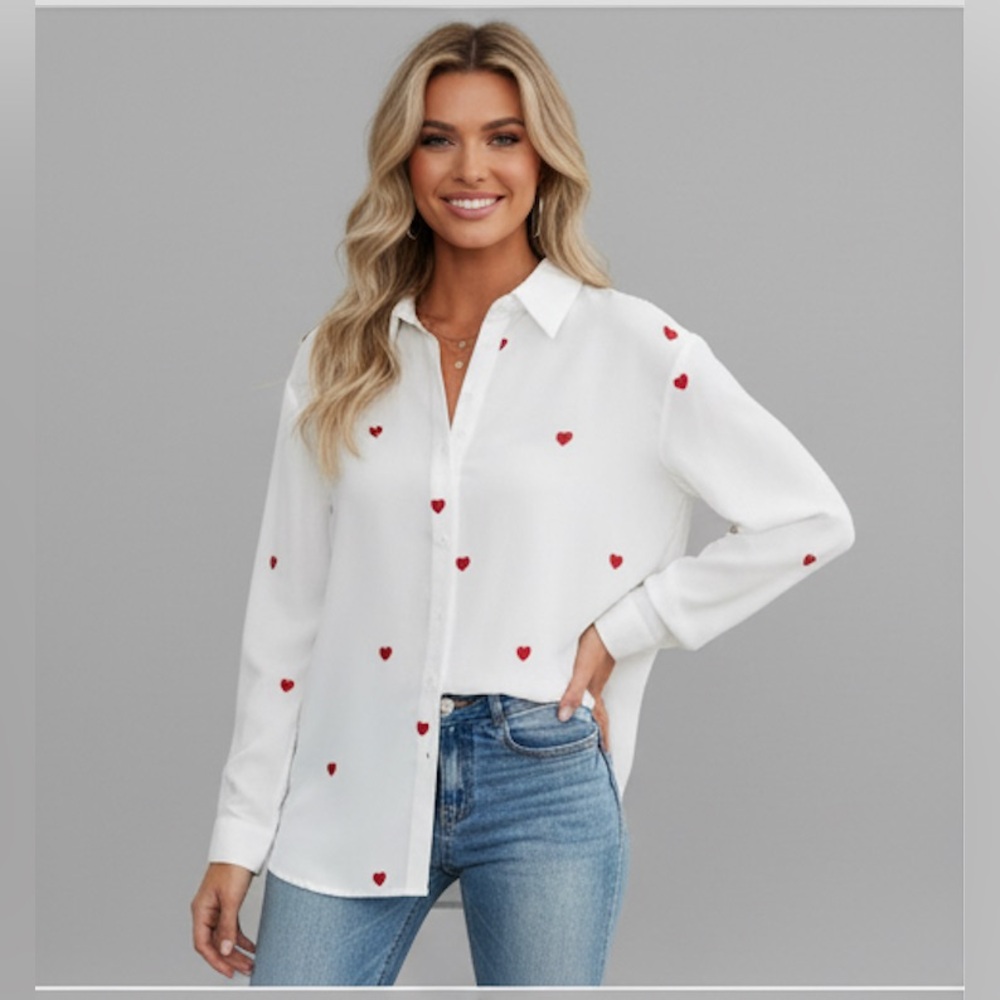 LAST ONE 🔥 Long Sleeve Blouse With Heart Pattern White